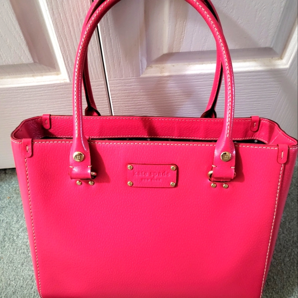 NEW Kate Spade Bag Hot Pink 🔥